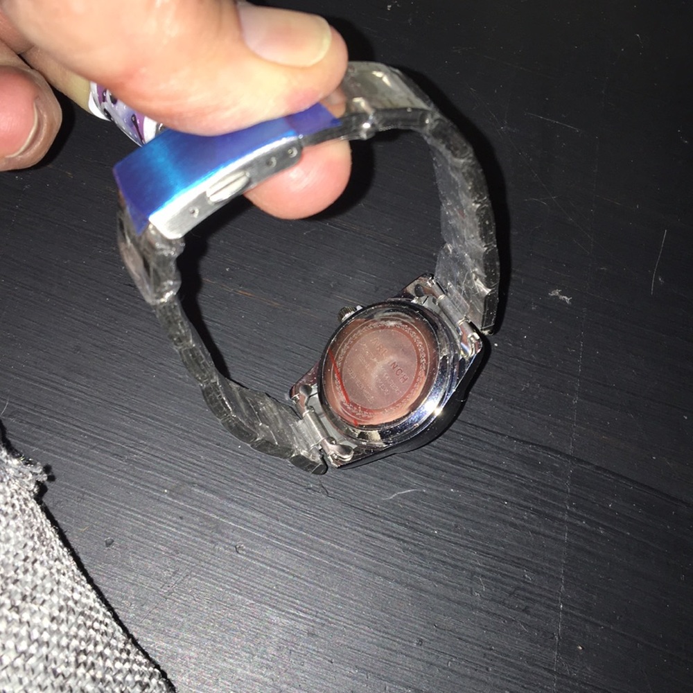 AP Lanch Watch - Picture 5 of 6